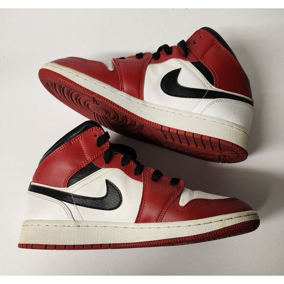 Nike Air Jordan 1 Retro Mid GS Chicago Red White Black Size 6Y - Picture 6 of 9